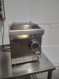 Refrigerated meat mincer Dadaux